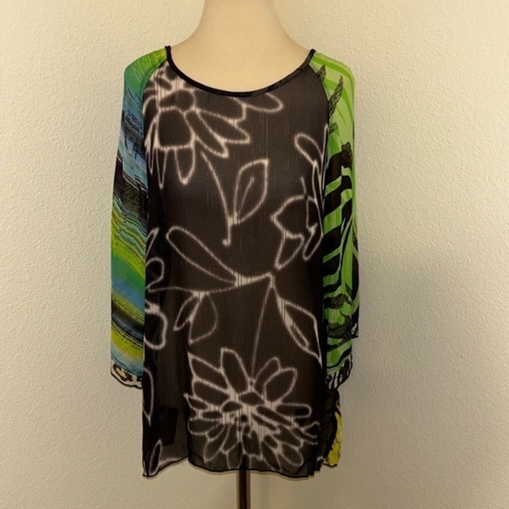John Mark Whimsical Lightweight Top Black Green Blue Small like 6 or 8